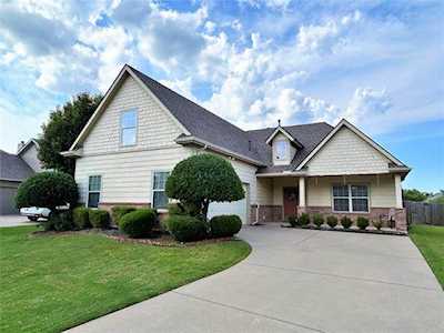 9700 Colonywood Drive McKinney, TX 75072