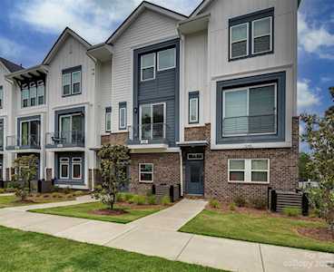 1241 Lomax Ave Charlotte, NC 28211