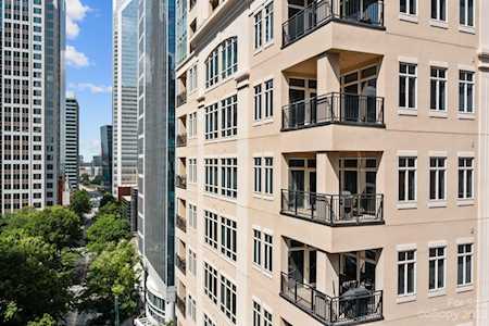 230 S Tryon St Charlotte, NC 28202