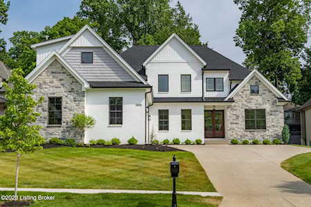 4110 Sanctuary Bluff Ln Louisville, KY 40241