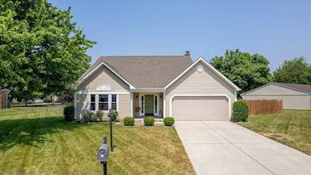 8450 Castle Ridge Ln Indianapolis, IN 46256