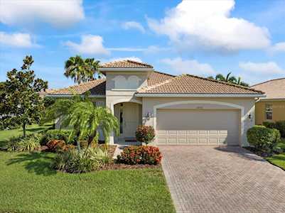 2202 Chenille Ct Venice, FL 34292