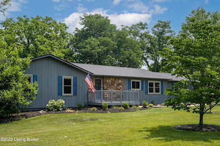 5317 Montfort Ln Crestwood, KY 40014
