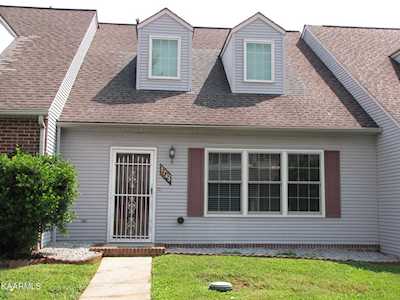1745 S Odell Rd Maryville, TN 37801