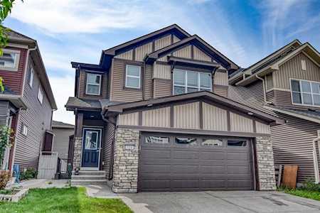 128 Savanna Close NE Calgary, AB T3J 0X8