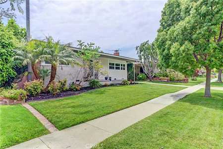 6460 E Los Arcos St Long Beach, CA 90815