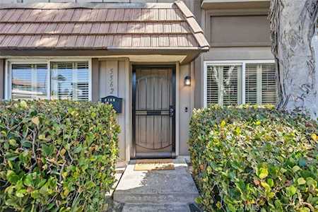 5562 Aldershot Walk Westminster, CA 92683