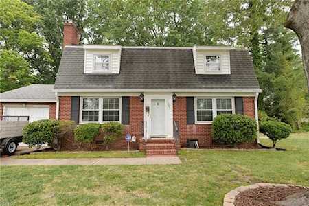 365 Hopemont Circle Hampton, VA 23669