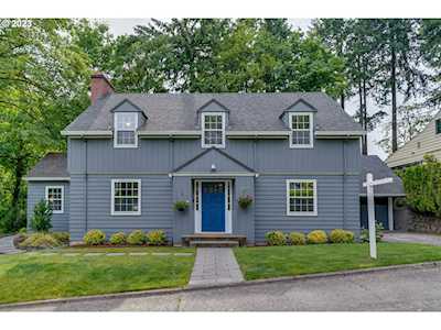 2681 SW Upper Drive PL Portland, OR 97201
