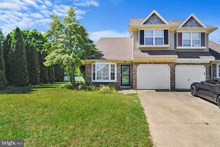 20 Gristmill Dr Dover, DE 19904