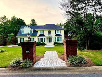 4810 Mirror Lake Drive Powder Springs, GA 30127