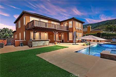 7599 Lady Banks Corona, CA 92883