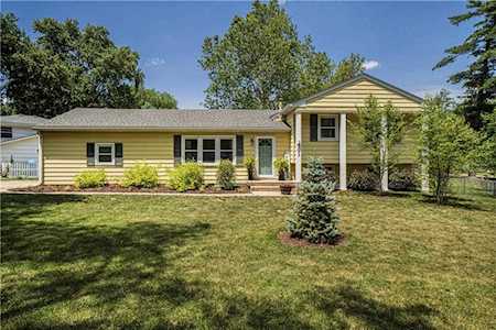 431 Monterey St Liberty, MO 64068