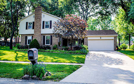 7601 Charron Rd Louisville, KY 40220