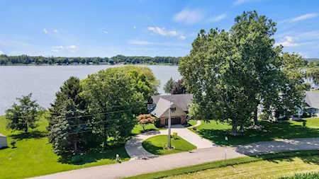 2757 N Williamson Drive Warsaw, IN 46582
