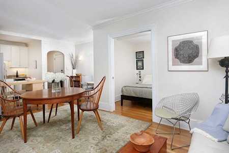 60 Commonwealth Ave #2 Boston, MA 02116