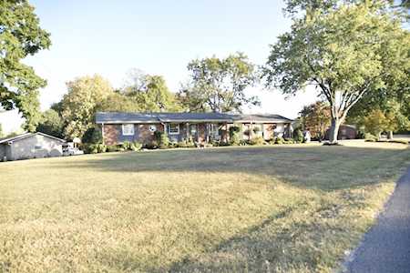146 La Plaza Dr S Hendersonville, TN 37075