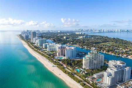 5333 Collins Ave #1203 Miami Beach, FL 33140