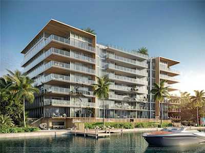 9927 E Bay Harbor #304 Bay Harbor Islands, FL 33154