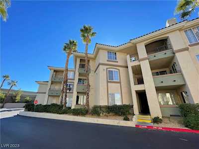 7151 S Durango Dr #211 Las Vegas, NV 89113