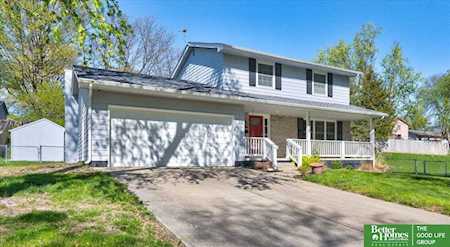 1128 Hackney Dr Papillion, NE 68046