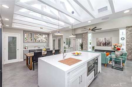 5206 Avenida Despacio Laguna Woods, CA 92637