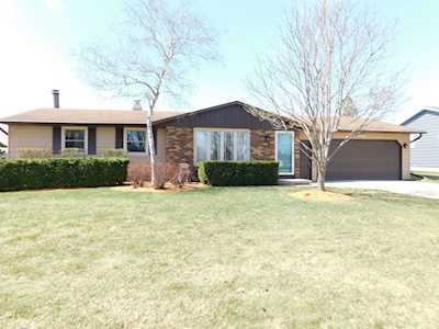 2230 Hilltop Dr Green Bay, Village of Ashwaubenon, WI 54313-5383