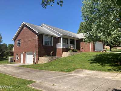 5652 J Riley West Rd Greenback, TN 37742