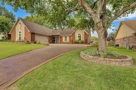 8401 Overcup Oaks Dr Memphis, TN 38018