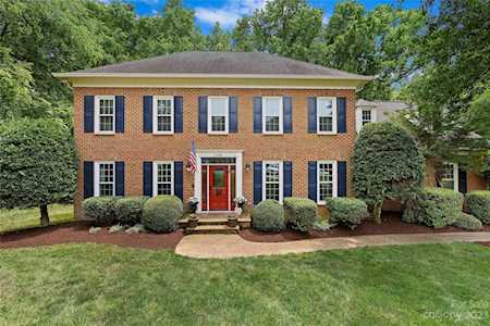 7208 St Clair Dr Charlotte, NC 28270