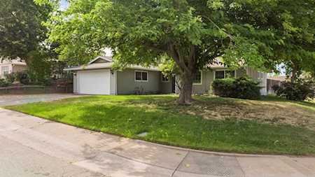 7800 Spring Valley Avenue Citrus Heights, CA 95610