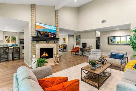5720 E E River Valley Anaheim Hills, CA 92807