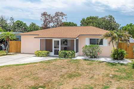 14512 117th Ave Largo, FL 33774