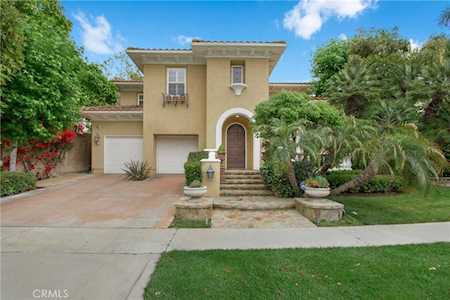 6 Rolling Hills Irvine, CA 92602