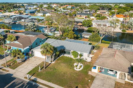 6511 Solitaire Palm WAY Apollo Beach, FL 33572