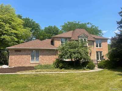 38662 Wakefield Ct Northville, MI 48167