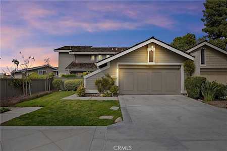 55 Pinewood #28 Irvine, CA 92604