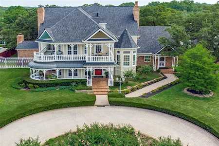 3302 Wilton Woods Court Colleyville, TX 76034