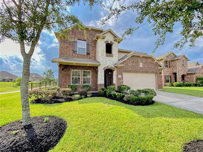 1909 Willow Chase Ln Pearland, TX 77089