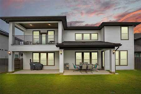 9210 Lowell Cliff Dr Cypress, TX 77433