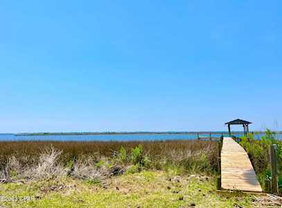 1440 W Park Ln Panama City, FL 32404