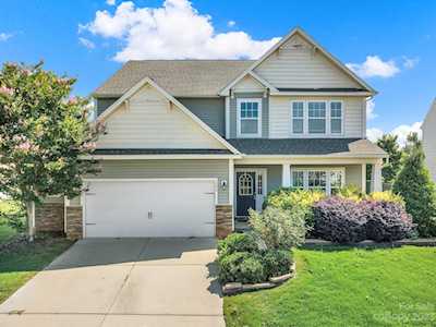 306 Fesperman Circle Troutman, NC 28166