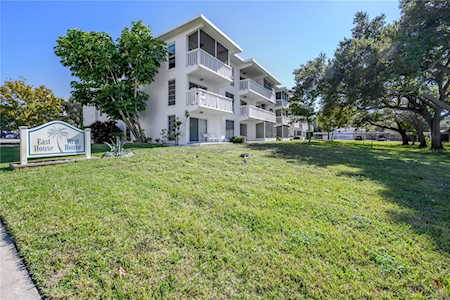 2944 W Bay Dr #201 Belleair Bluffs, FL 33770