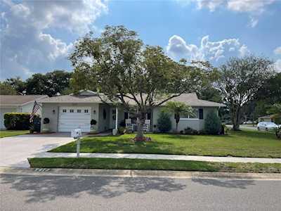 1472 Queen Anne Dr Palm Harbor, FL 34684