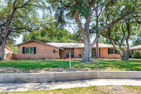 7310 Hovenkamp Avenue Richland Hills, TX 76118