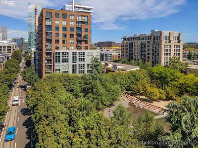 922 NW 11th AVE #1005 Portland, OR 97209