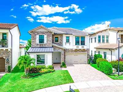 8788 Grand Prix Lane Boynton Beach, FL 33472