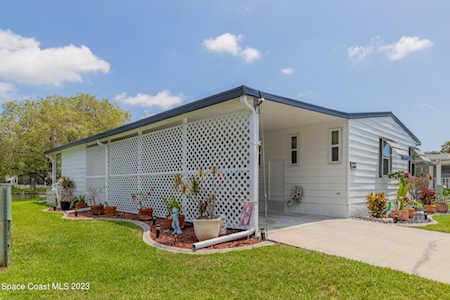 4431 Twin Lakes Drive Melbourne, FL 32934