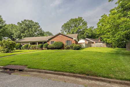 1255 Verlington Dr Collierville, TN 38017