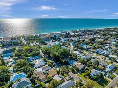 121 12th Ave Indian Rocks Beach, FL 33785
